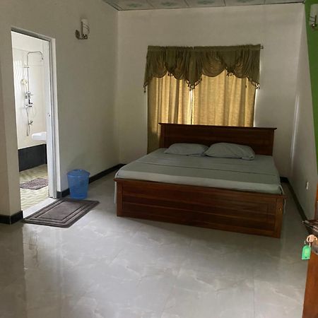 Island Breeze Inn นิลาเวลี ภายนอก รูปภาพ